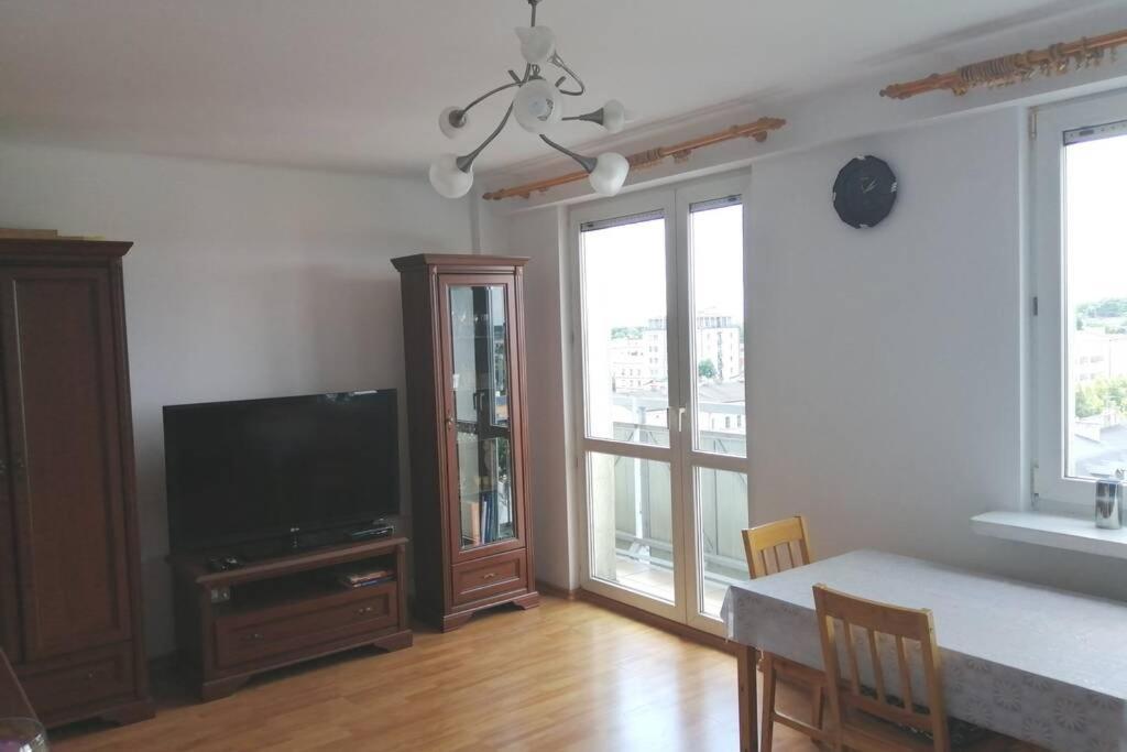 Apartament Z Przepieknym Widokiem W Samym Centrum Czestochowa Luaran gambar
